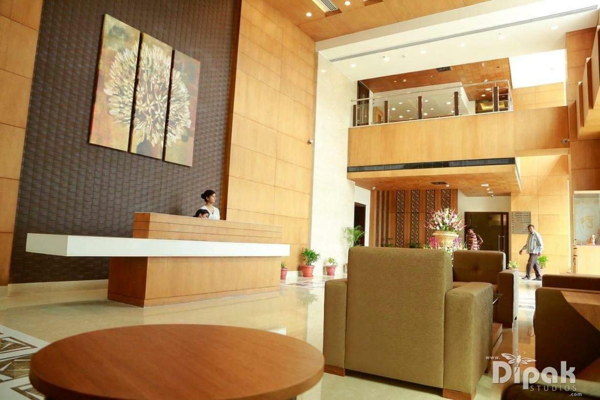 Hotel Delite Grand Faridabad Exterior foto